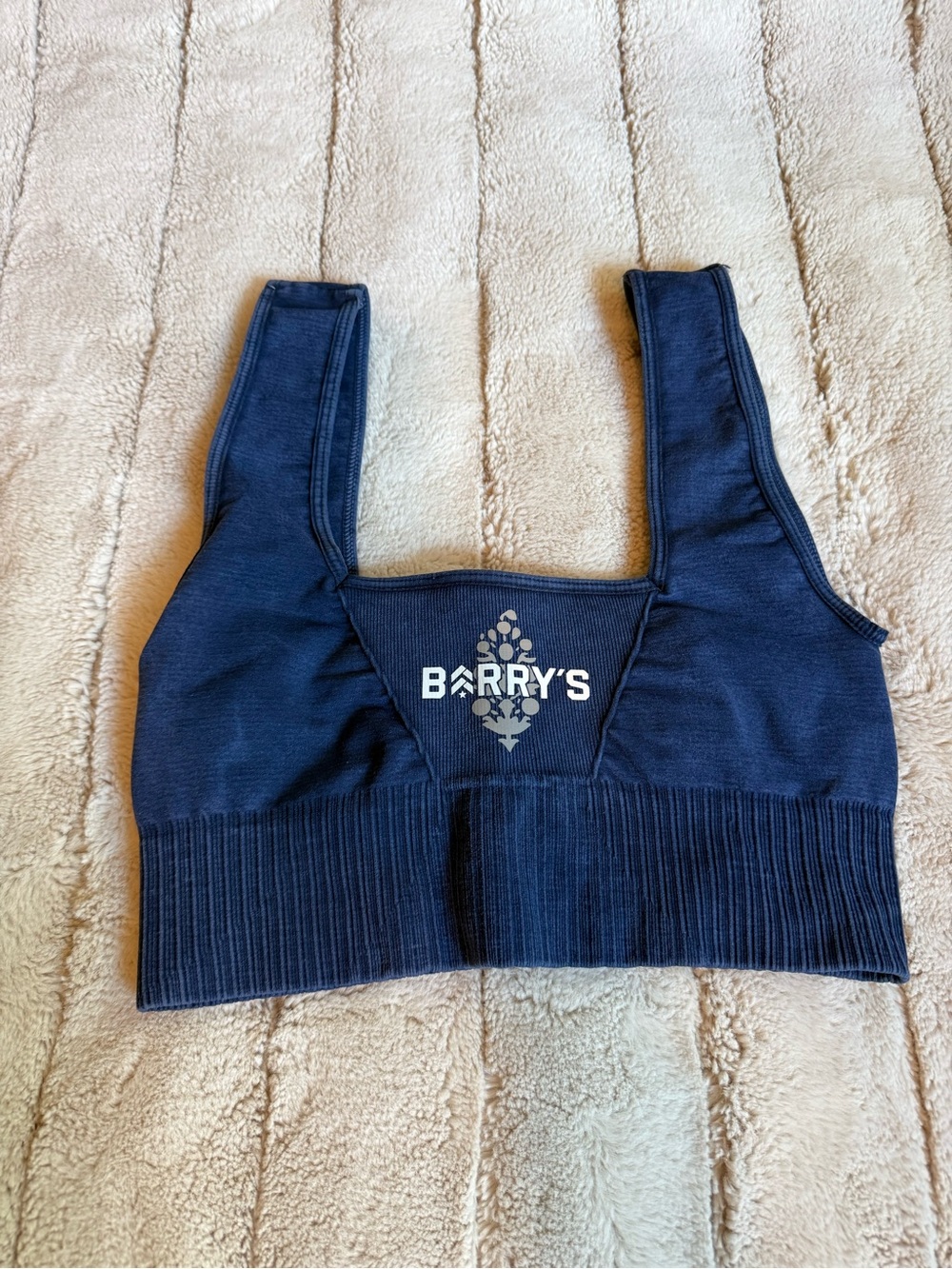 🥳 *SALE* FP Movement Good Karma Bra, Deepest Navy, Size XS/S - Barry's - Picture 2 of 2